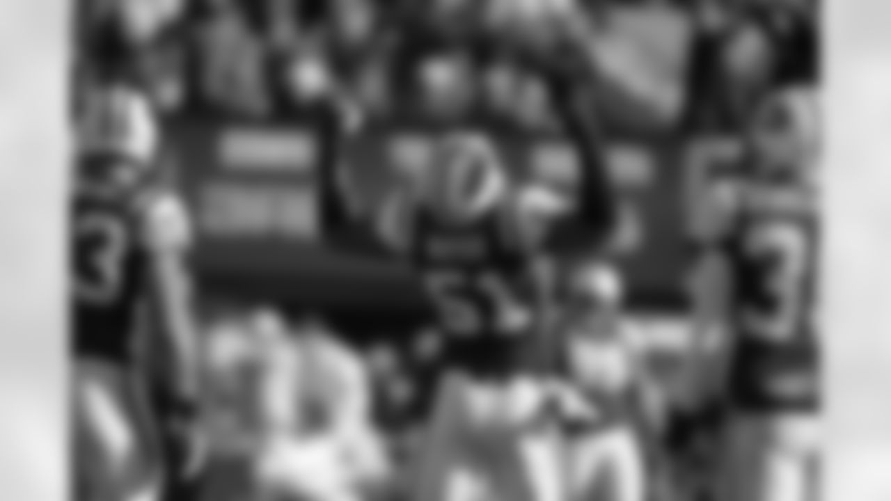 Aaron Maybin Photos