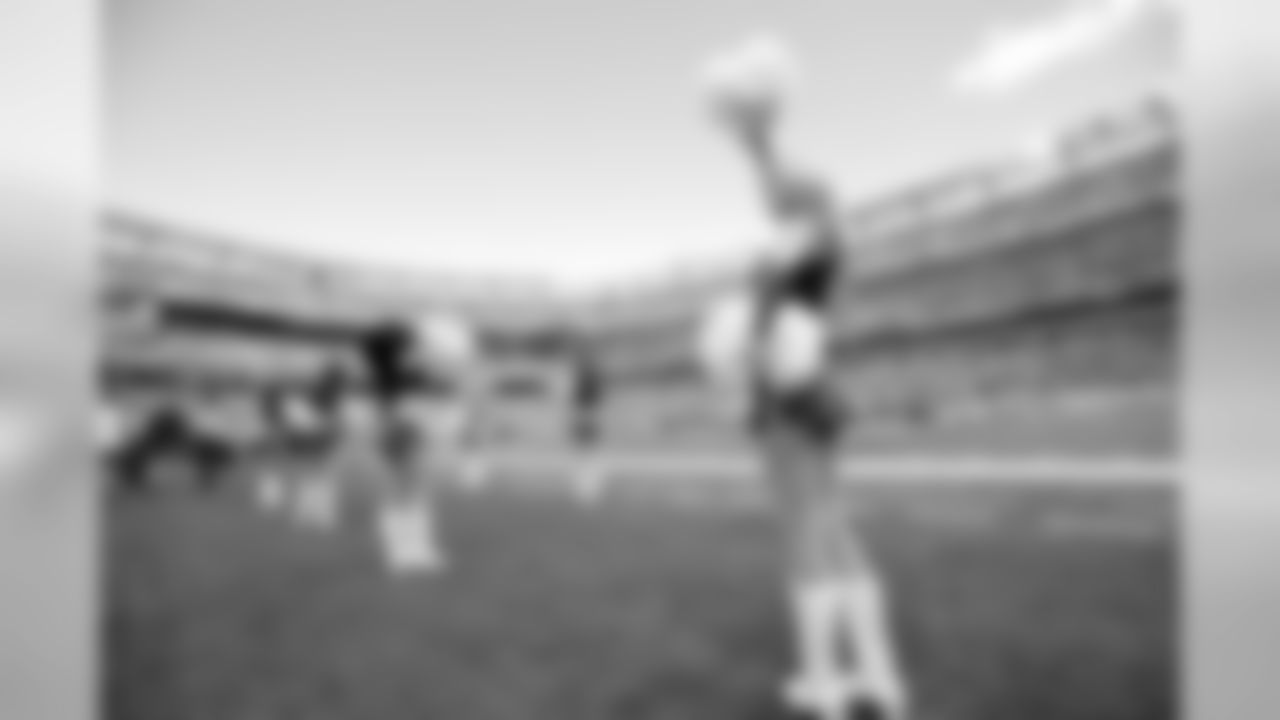 New York Jets Flight Crew: Jets vs Jaguars