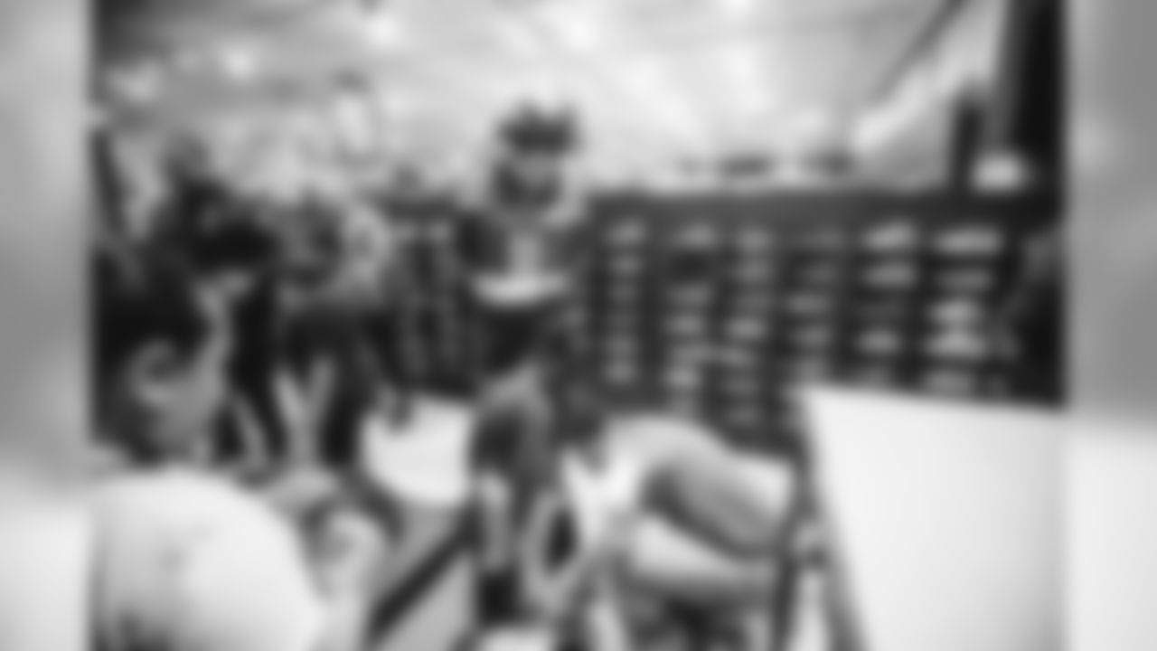 E_SNY_3343
