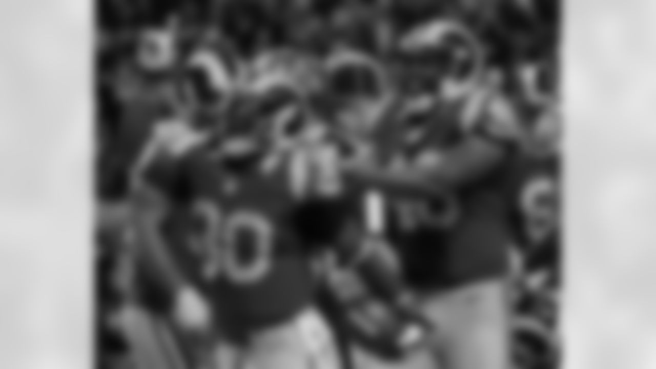 Stacy broke out in Weeks 8 and 9 of his rookie campaign, running for 134 yards on 26 totes vs. Seattle before totaling 127 yards on 27 carries vs. Tennessee.