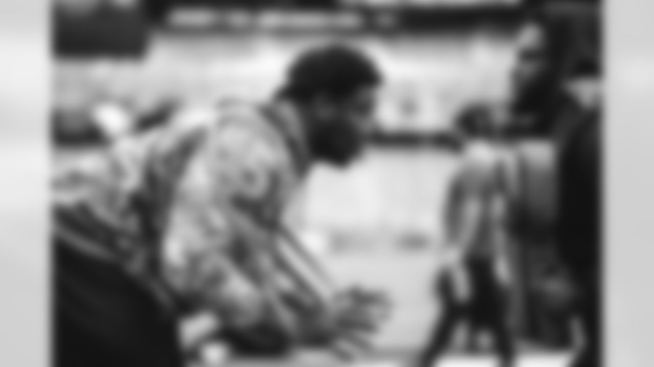 E_SNY_9098