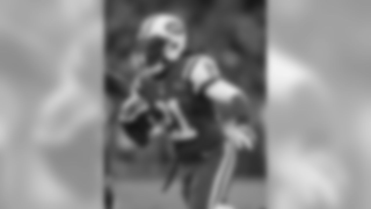 Johnson signed as a free agent with the Jets after six seasons as the Titans' featured back, including his 2,000-yard rushing season in 2009. Last year he ran for 663 yards on 155 carries for our No. 3-ranked rushing offense and added 151 yards on 24 receptions.