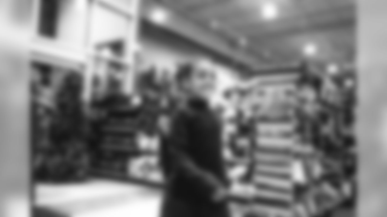 E_SNY_3276