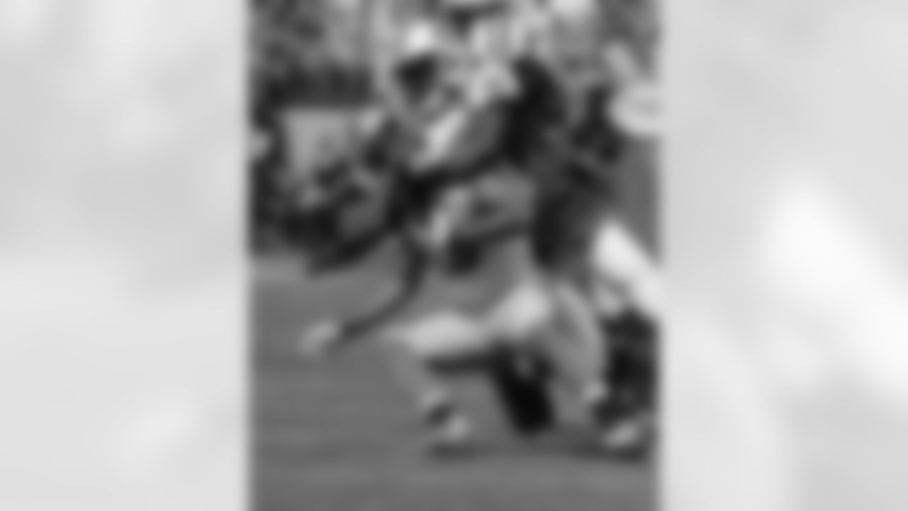 A lot has been made of the Jets secondary, which is the claimed to be the weak link of the Jets defense. Going up against the man who many consider the leader for the MVP award in QB Philip Rivers is a challenge, but CB Darrin Walls said he and the rest of the secondary are ready: "We know it's going to be a challenge, however, we're always up for a challenge. A lot of people don't believe in us and our job is to come out and get our job done. It just happens to be Philip Rivers this week and we'll be ready for him."