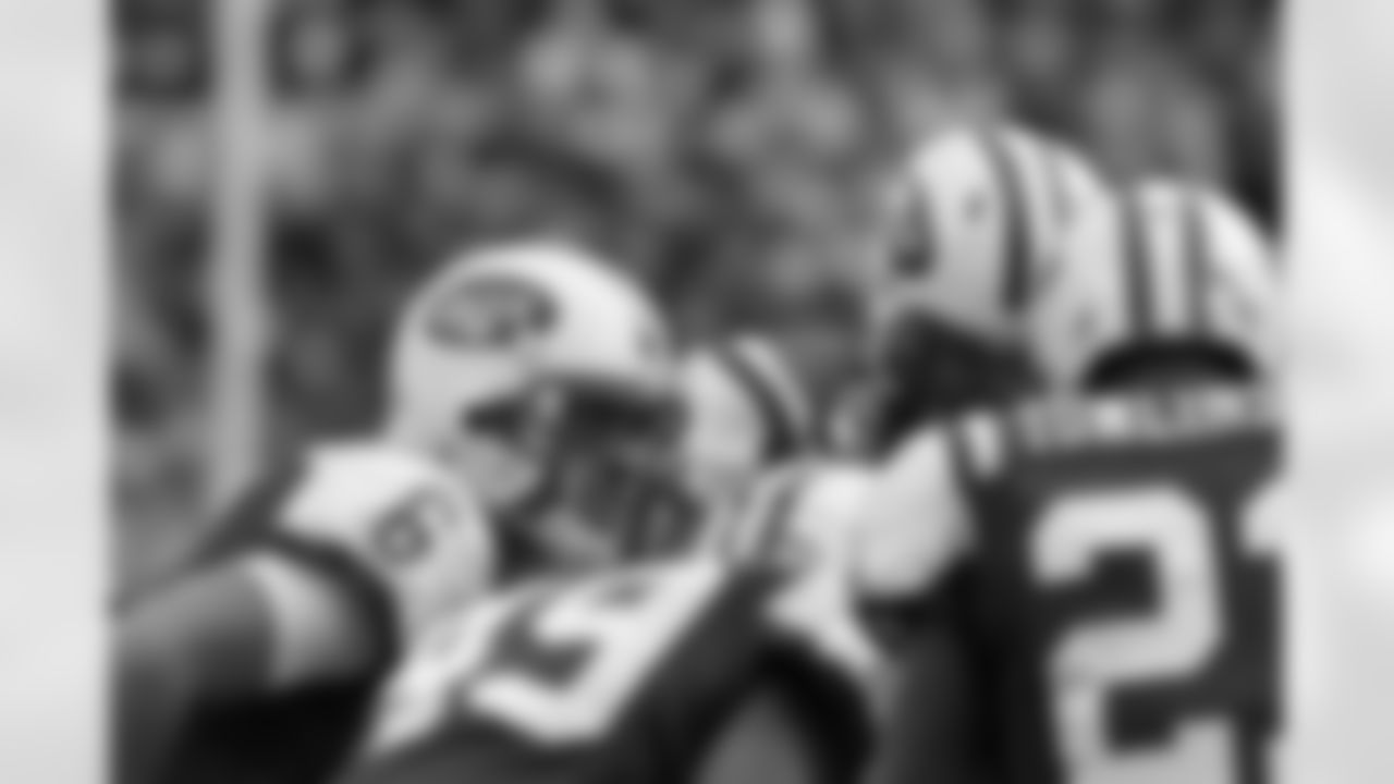 2010 Week 8 Jets vs Packers Game Photos