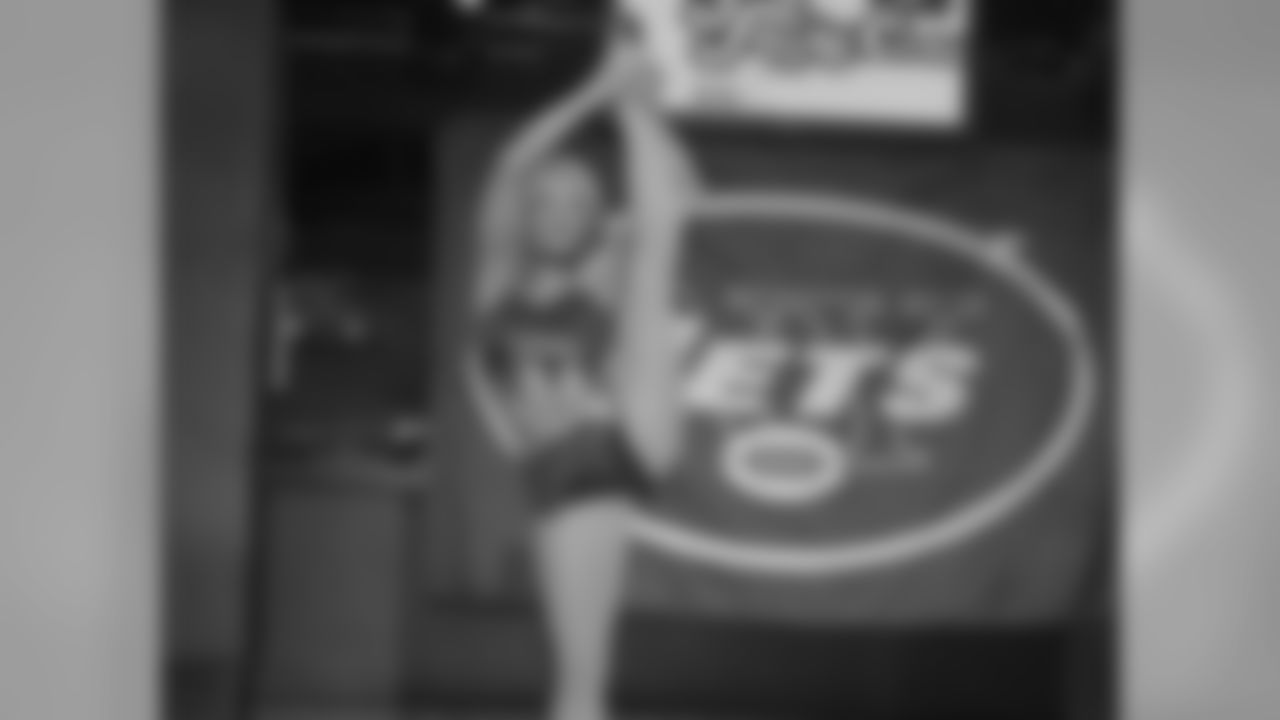Lauren P. 2009 Flight Crew Member Photos