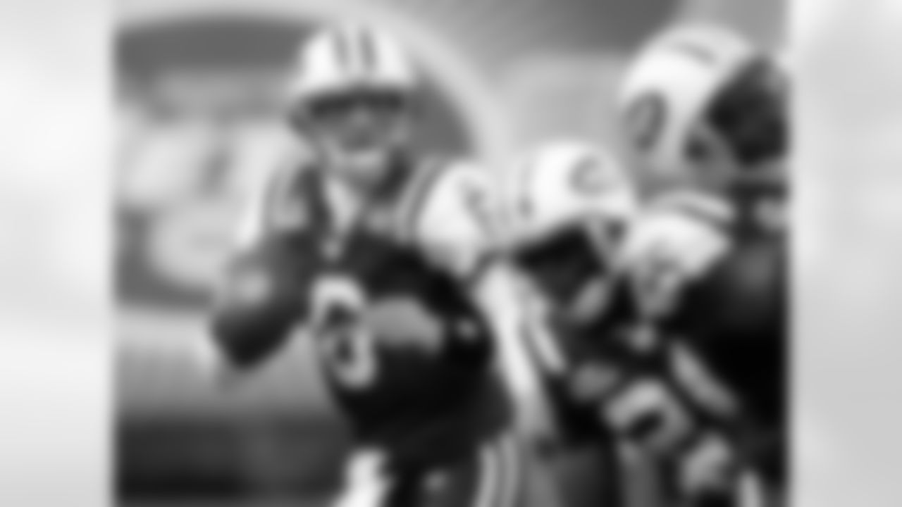 2009 Week 12 Jets vs Panthers Photos