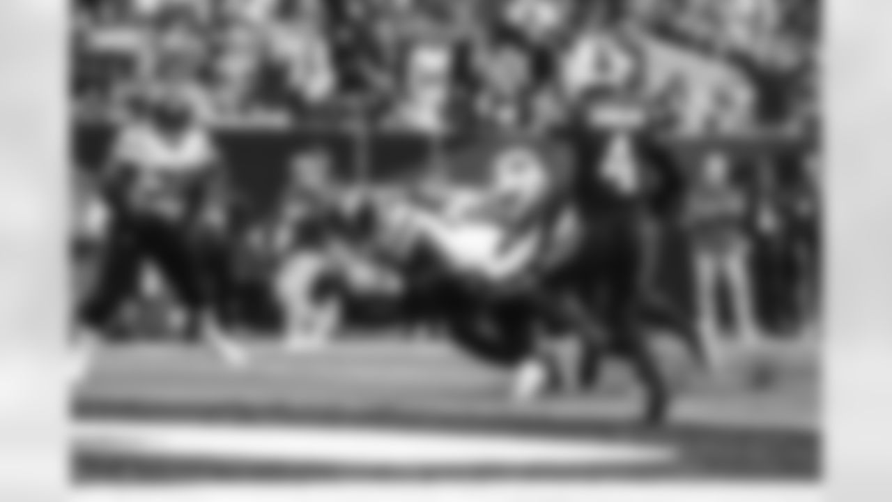 E_DC104558