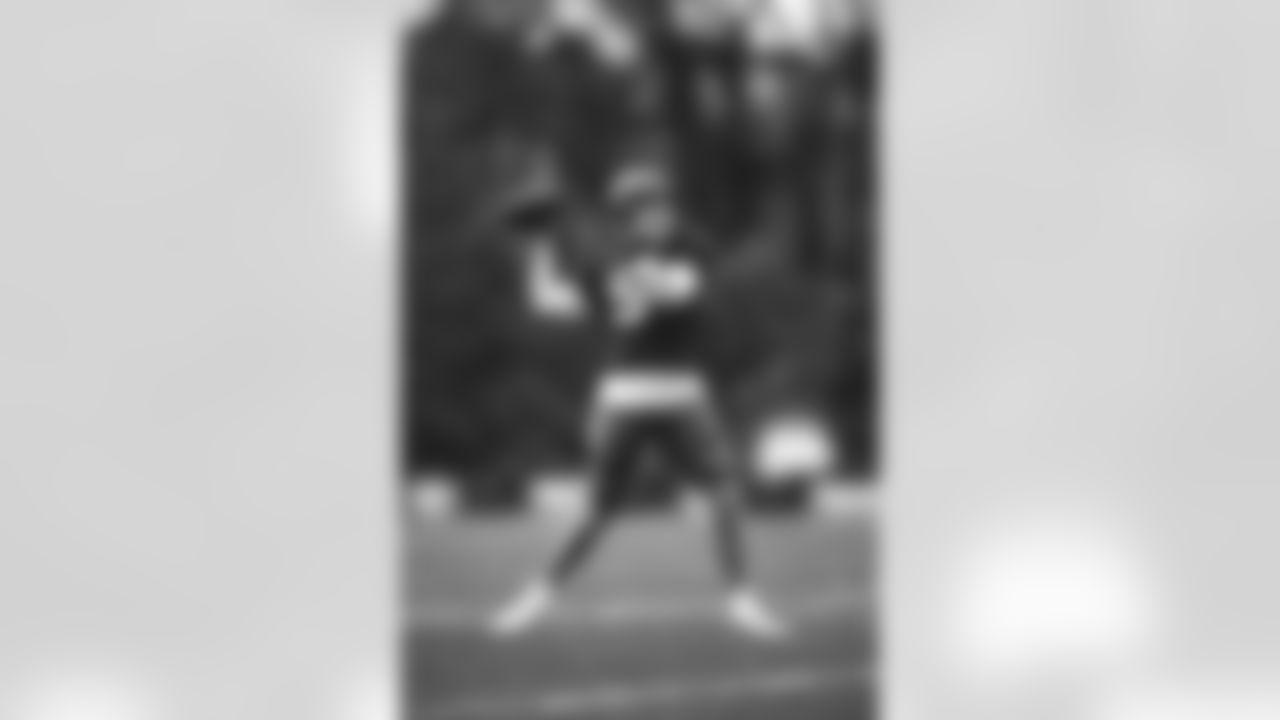 E_SNY_1250