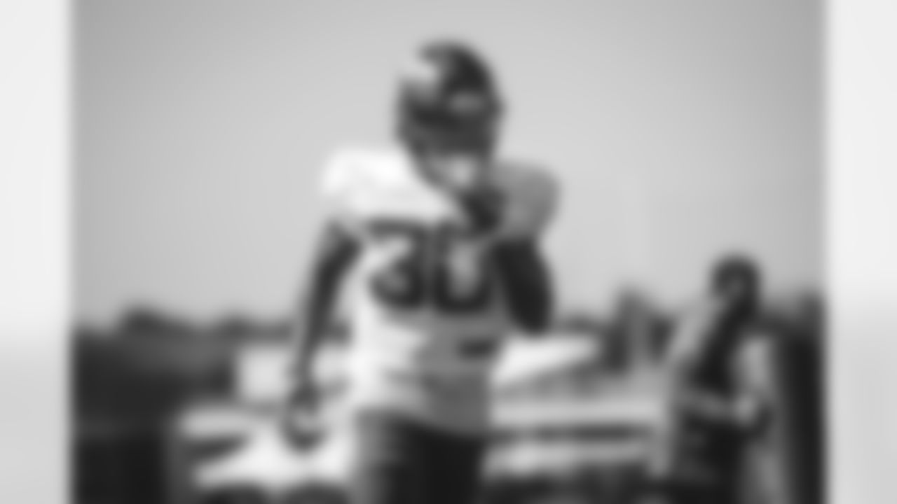 CB Michael Carter II