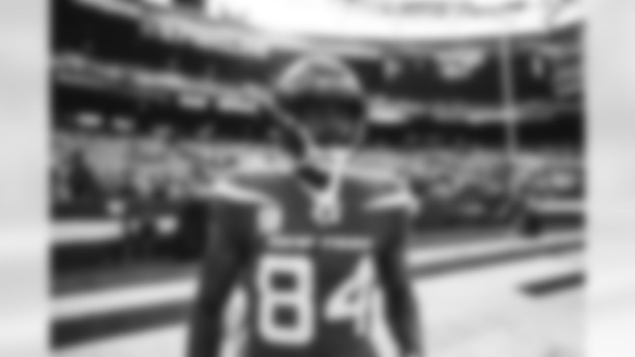 WR Corey Davis