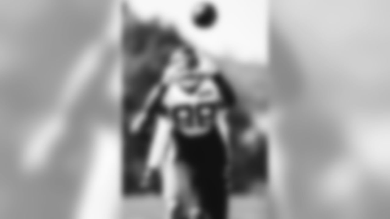 E_SNY_6011