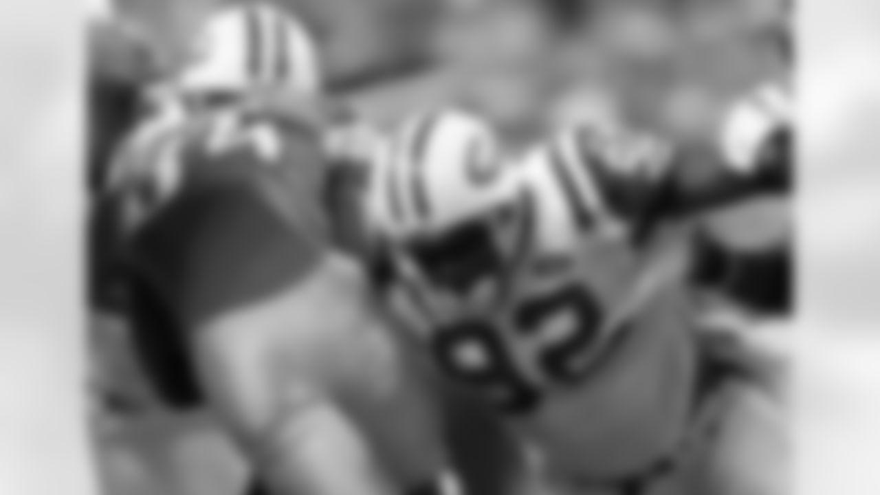 2010 Week 9 Jets vs Lions Game Photos