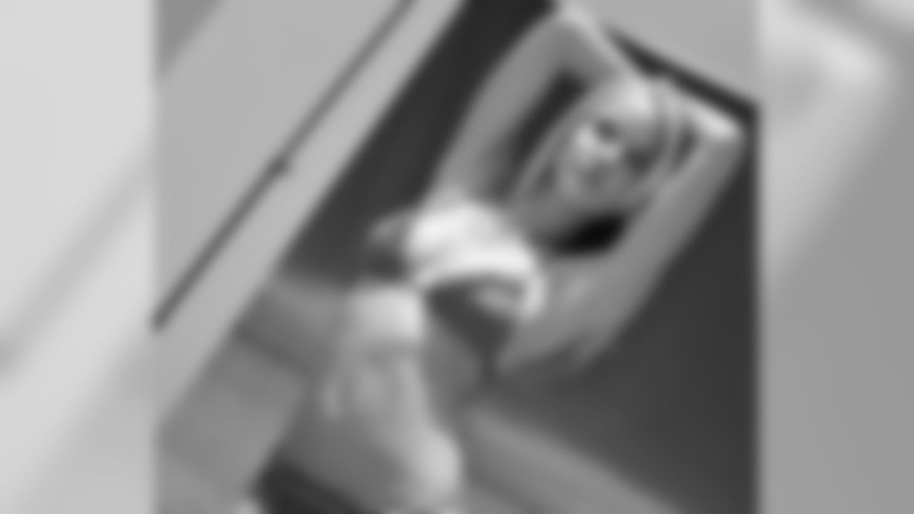 2012 Flight Crew Swimsuit Calendar Casting