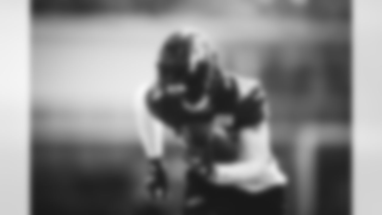 E_SNY_2551