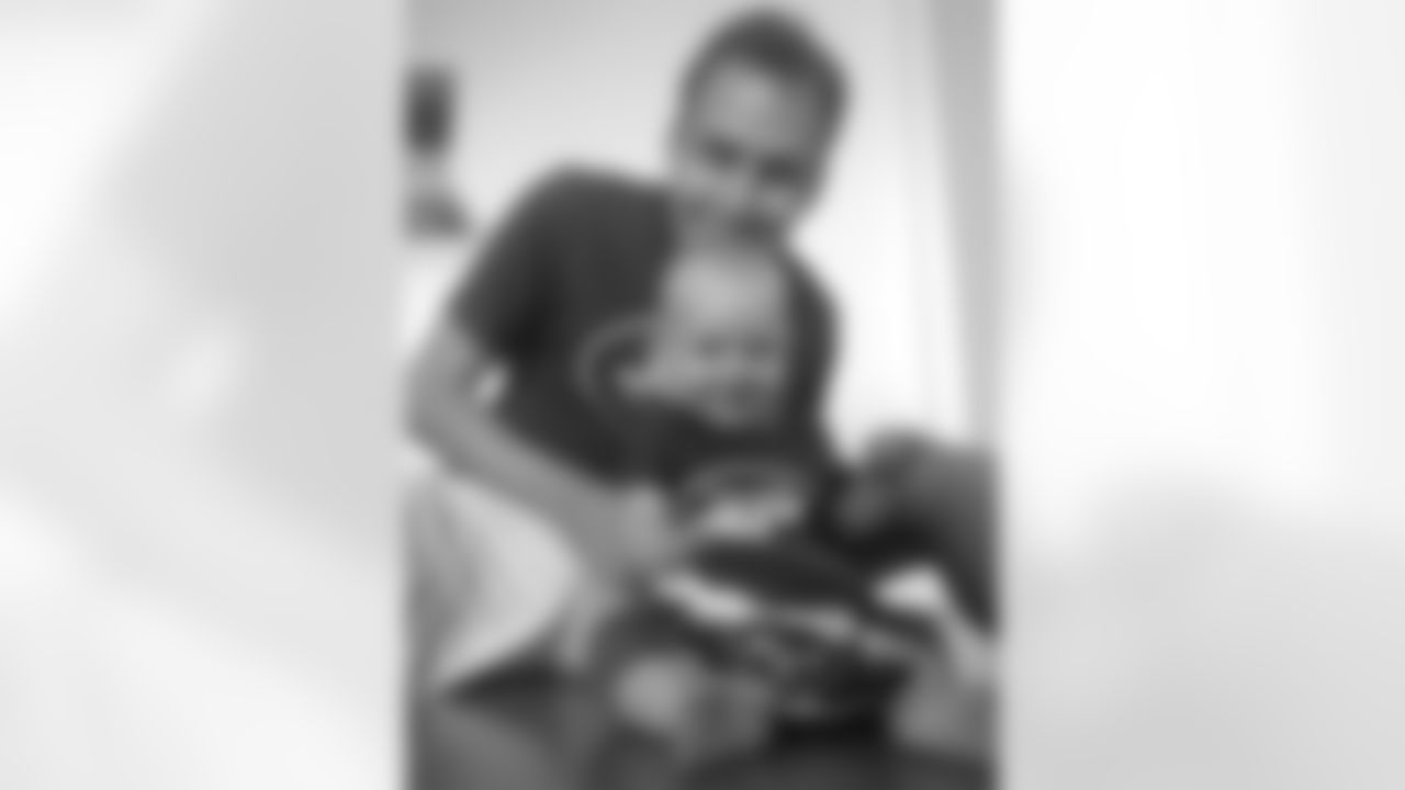 yolen.douggmail.com_660377981_97439994_93E3802634A7455FAF0342F7D3D3856A