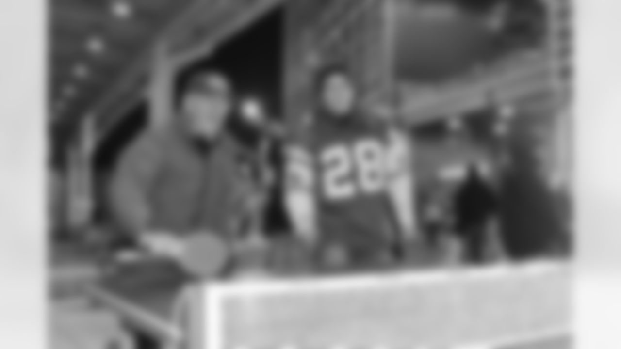 2010 Week 12 Jets vs Bengals Fan Photos