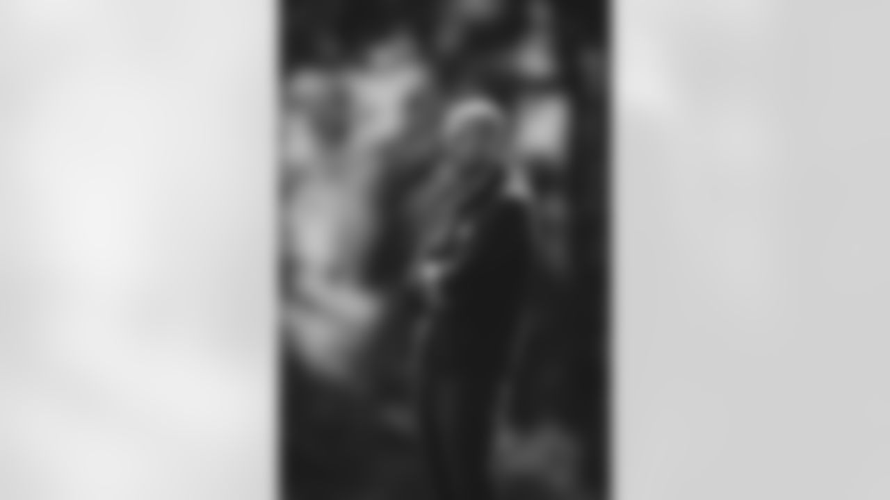 E_JB1_2282