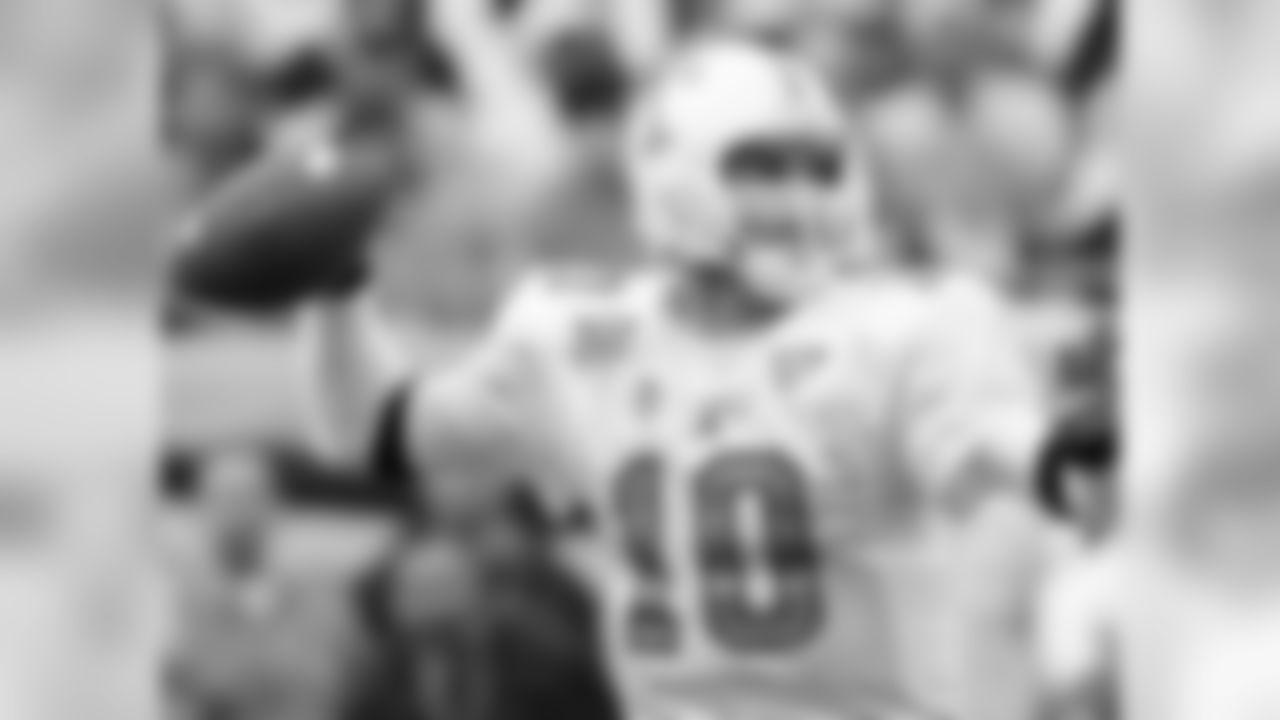 QB Erik Ainge