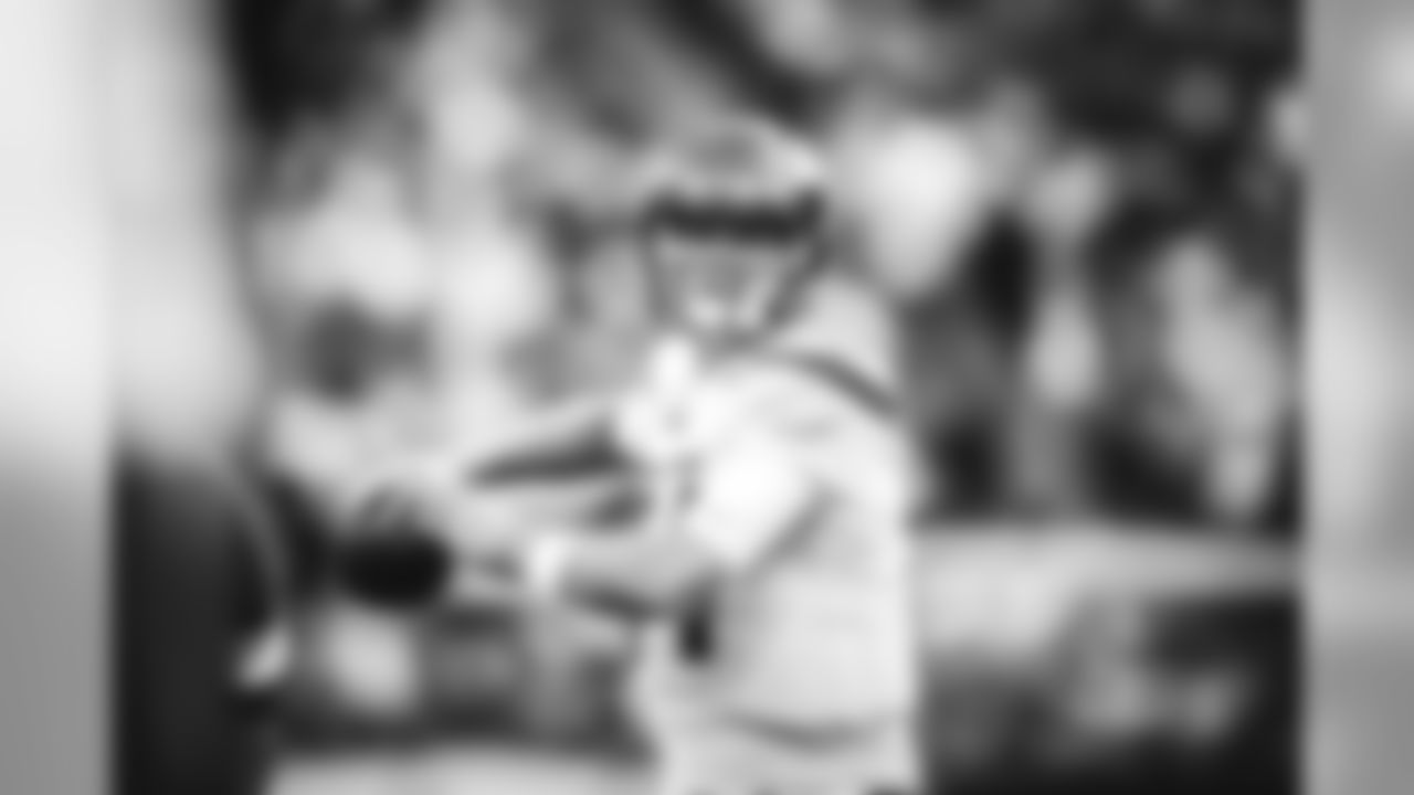 E_SNYL7148