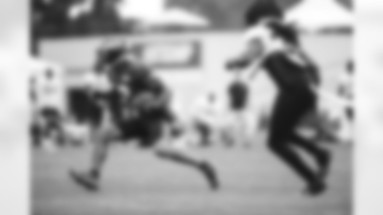 E_SNY_7355