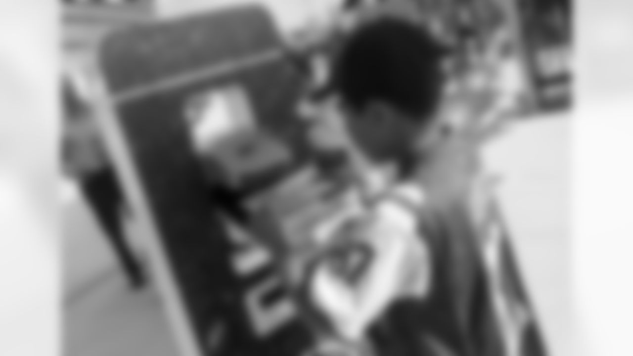 Thursday's game was the first chance for season ticket holders to take advantage of Jets Rewards. Part of the new initiative is a "tap and go" process at scanners at all stadium entrances. Points can be accumulated by simple things such as attending home games, watching or listening to away games on television or the radio.