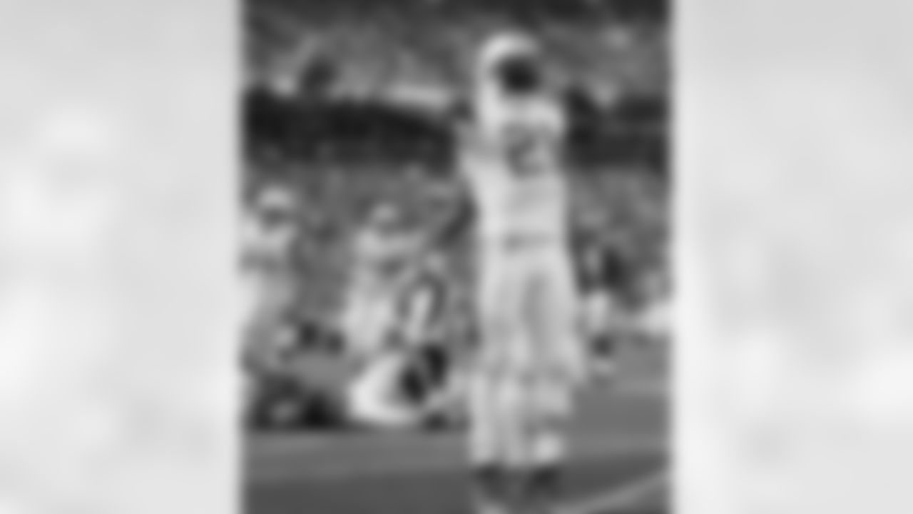 LaDainian Tomlinson Photos