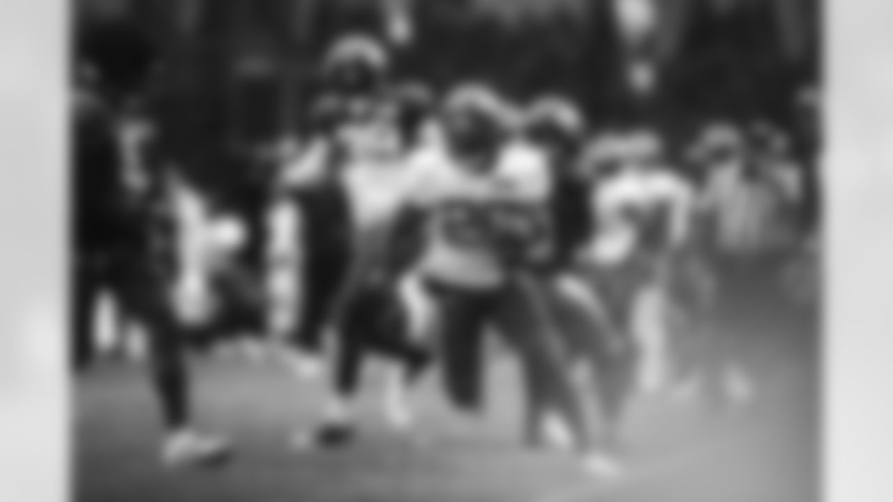 E_SNY24500