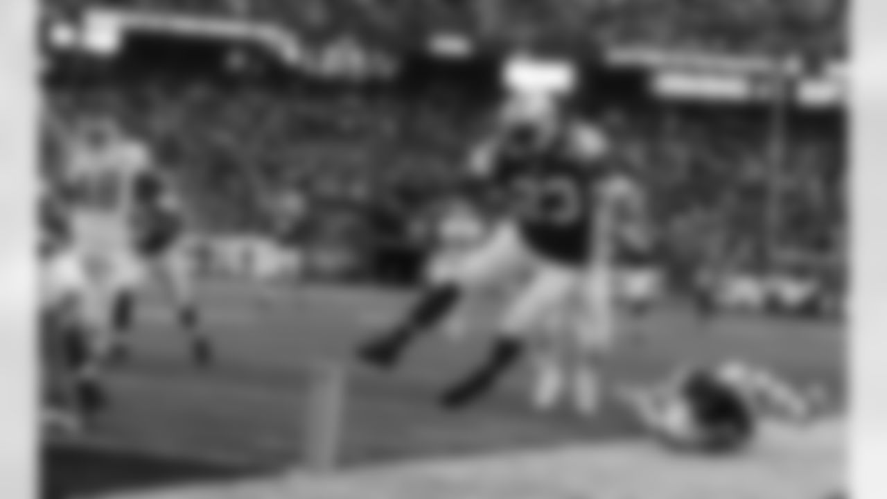 2011 Regular Season Week 14 Jets vs. Chiefs Game Photos