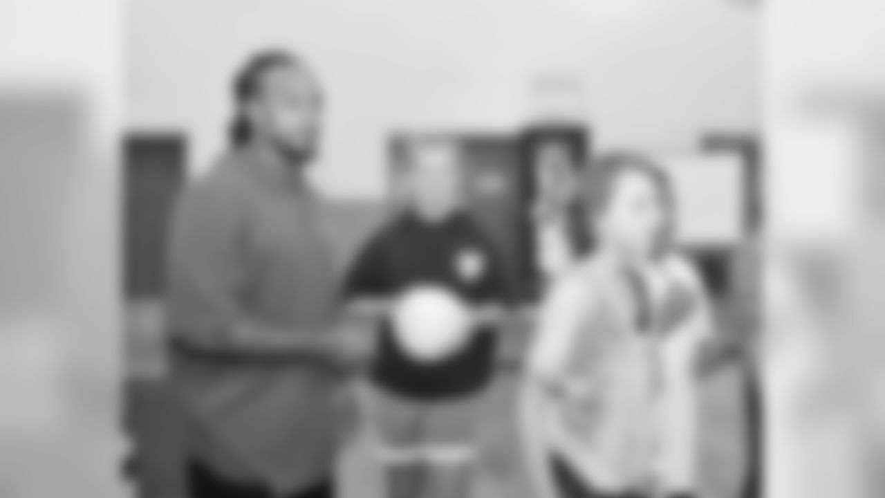 NFL Play 60 Challenge: Wilson and Dixon Inspire Local Kids