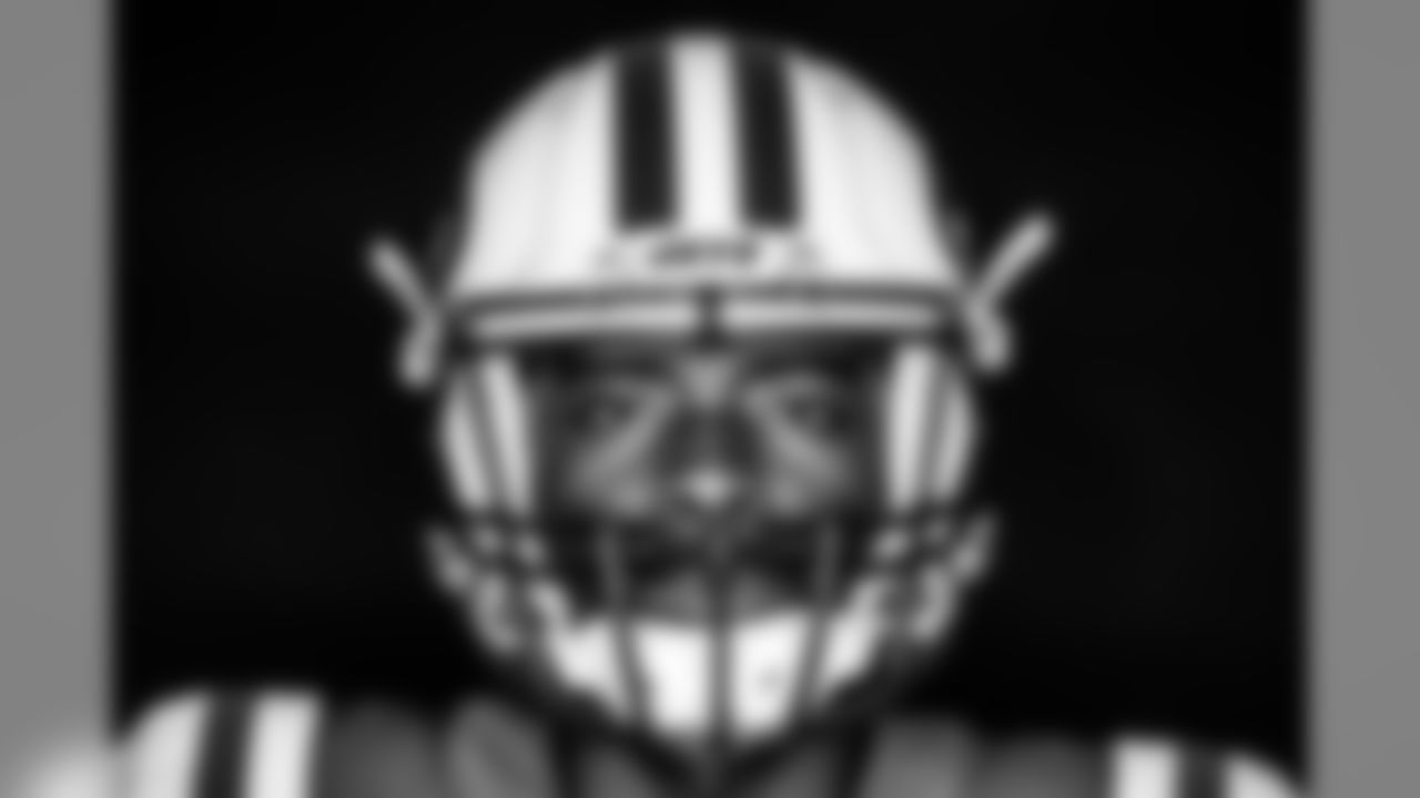 85 Neal Sterling (TE)