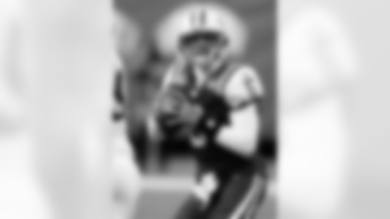 2009 Week 12 Jets vs Panthers Photos