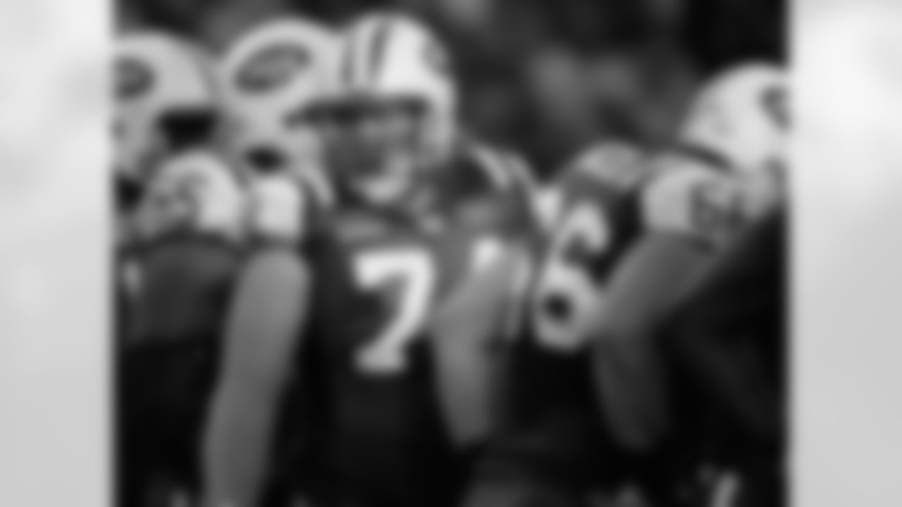 2009 Week 12 Jets vs Panthers Photos