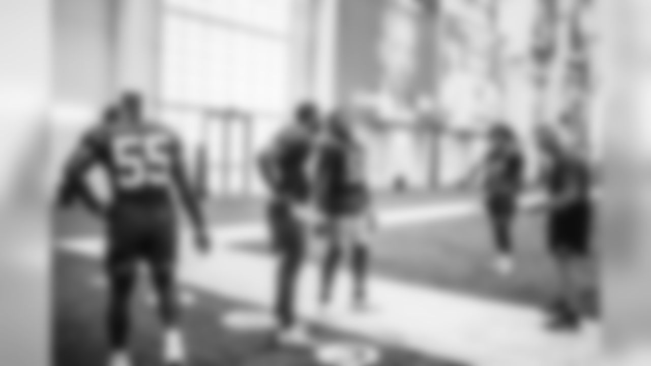 E_1D2_8176