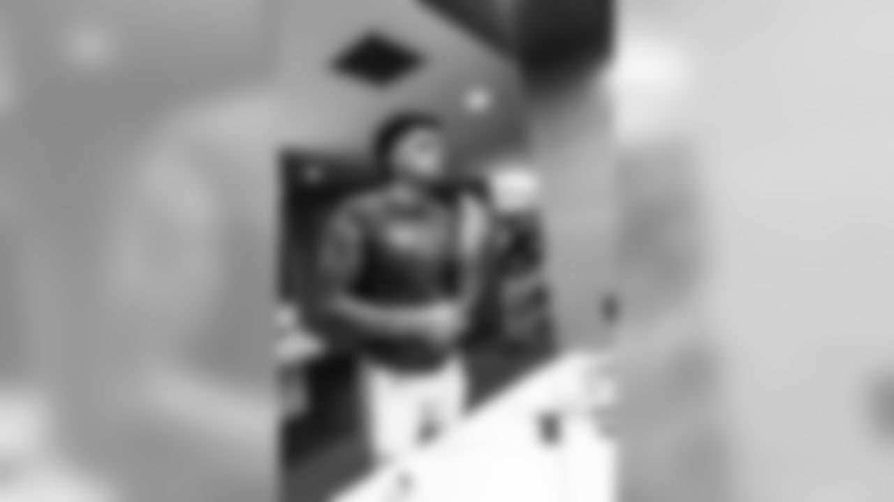 E_L1070592