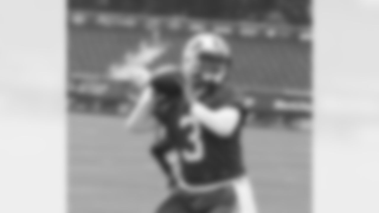 QB Jake Heaps