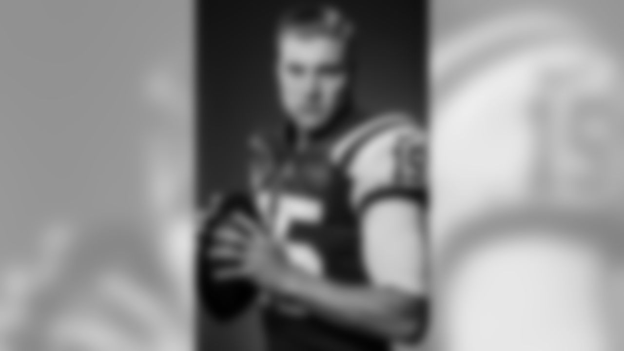 15 Josh McCown