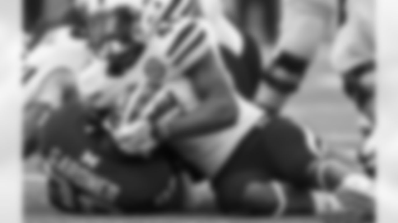 16. Randy Gregory, DE, Nebraska