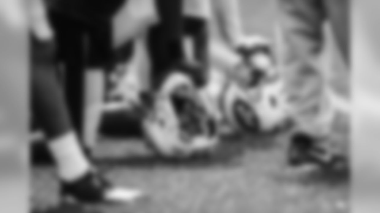 E_1D2_4425