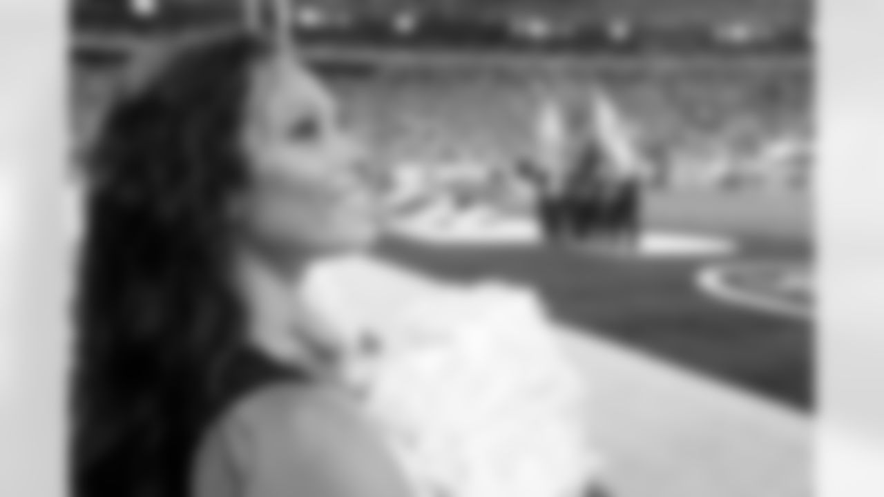 New York Jets Flight Crew: Jets vs Cowboys