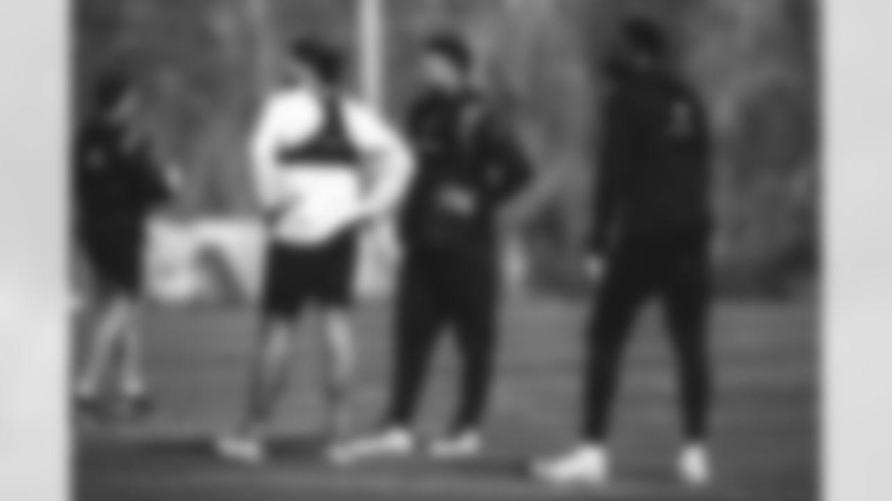 TE Tyler Conklin, TE Trevon Wesco & WR Denzel Mims