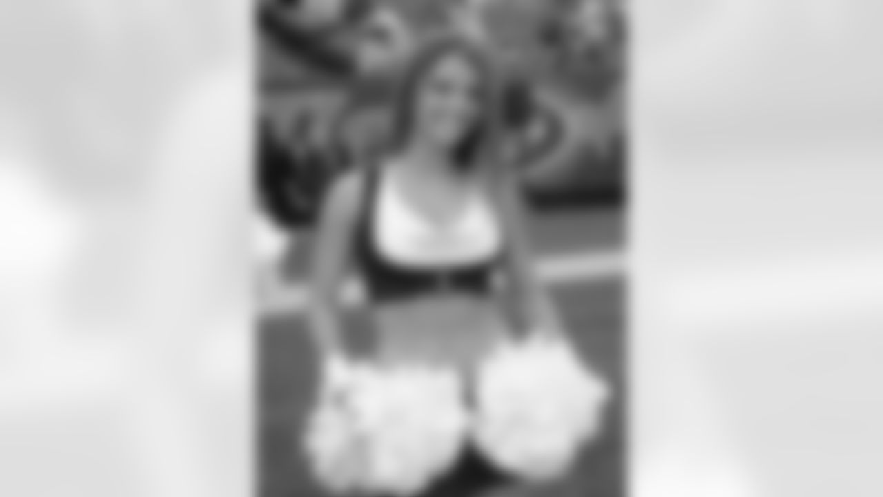 Ashley 2009 Flight Crew Member Photos