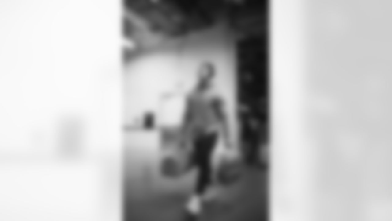 E_SNY_2297