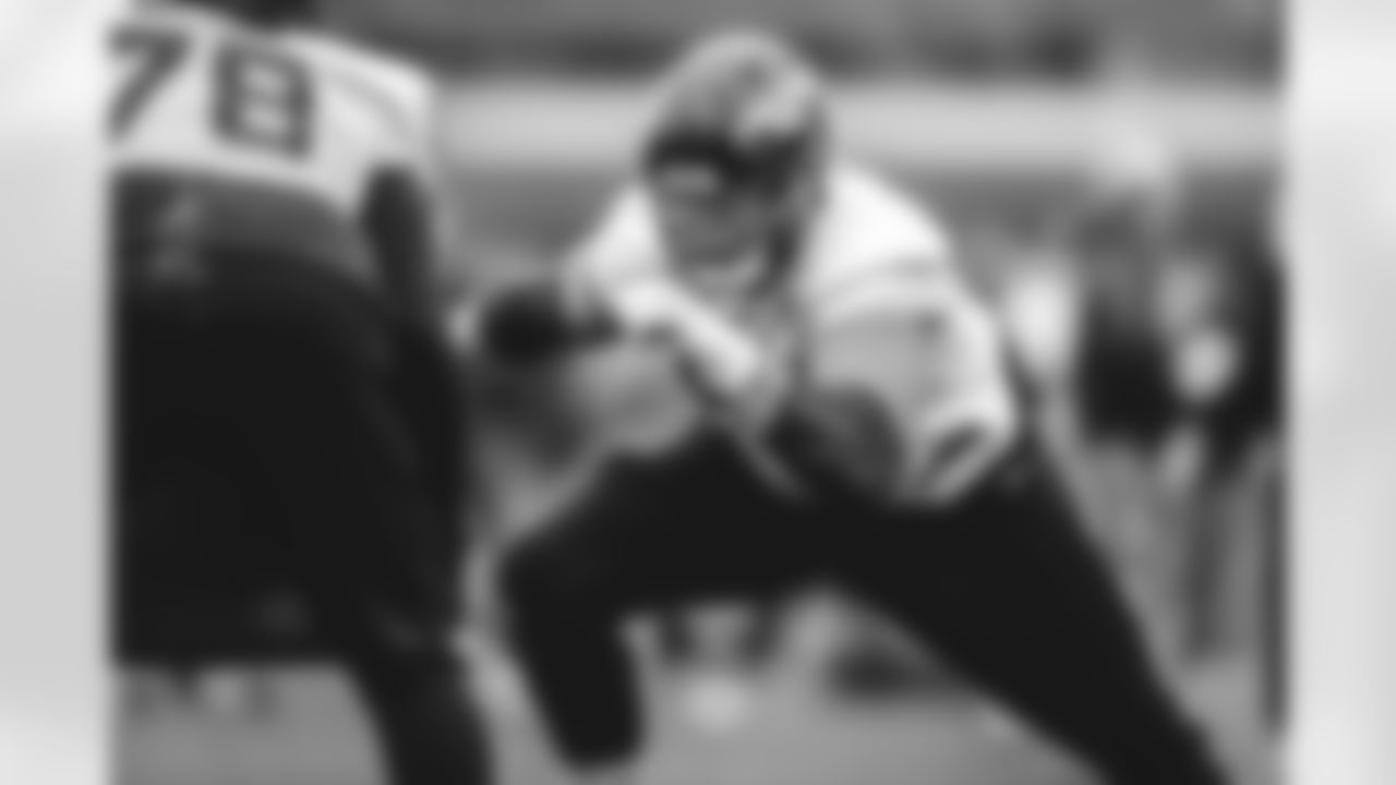 E_SNY_0402