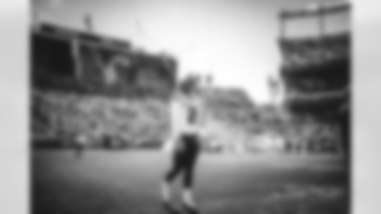SNY_0125
