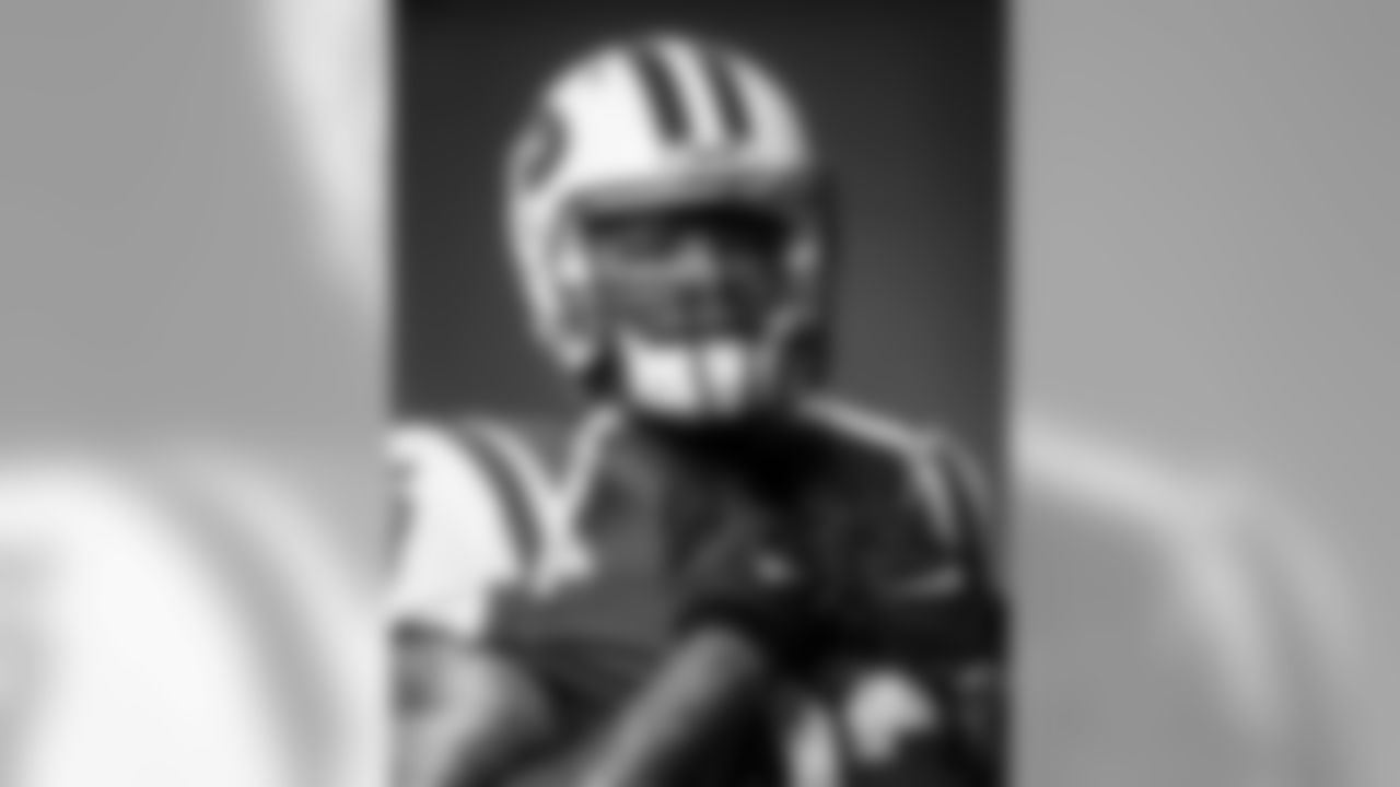93 Deon Simon (DL)