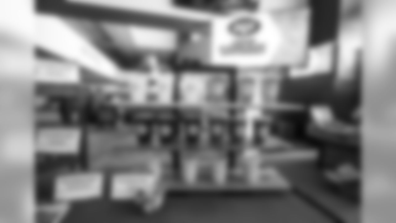 E_1D2_6855_1