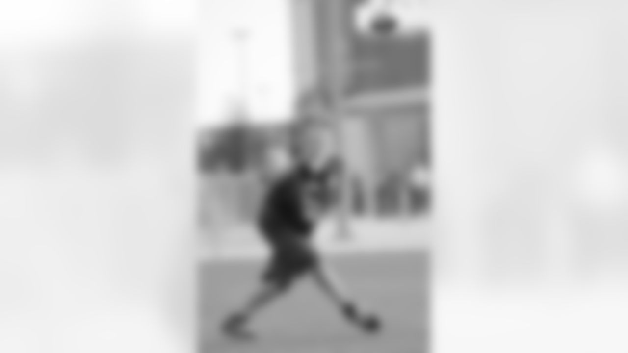 To save a photo right click on the image and select Save As.