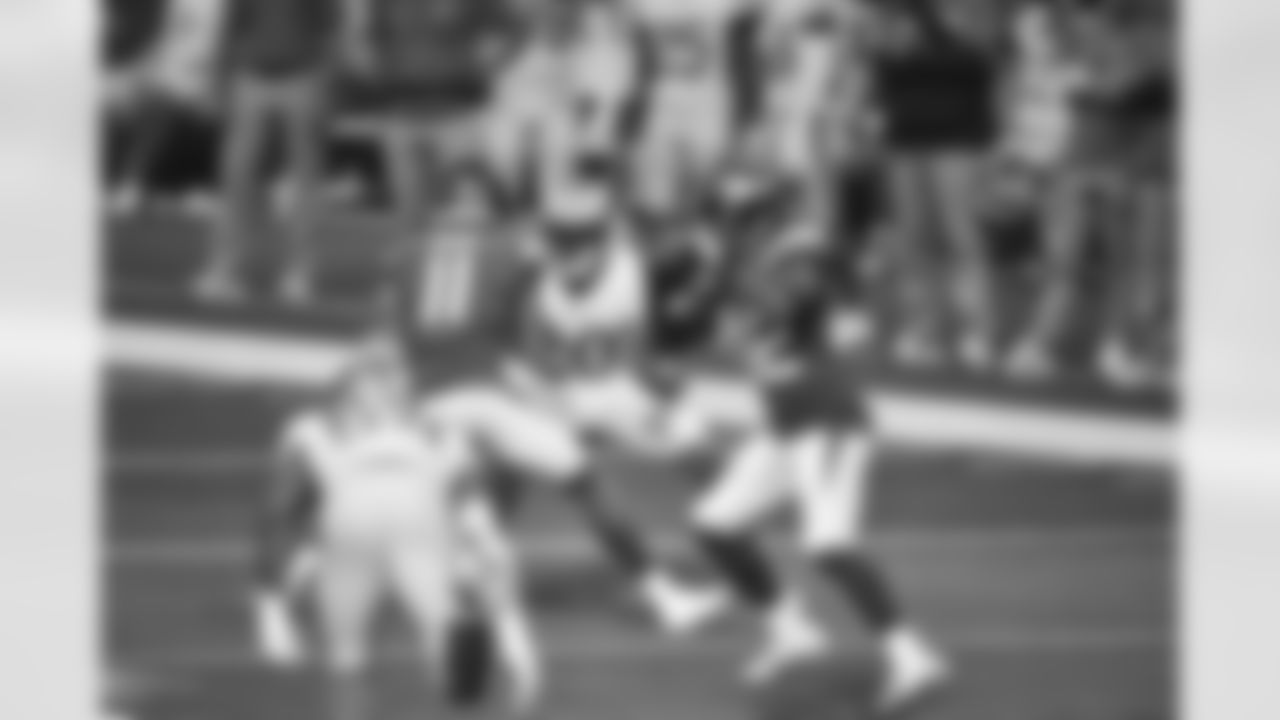 E_Jets_Rams_043