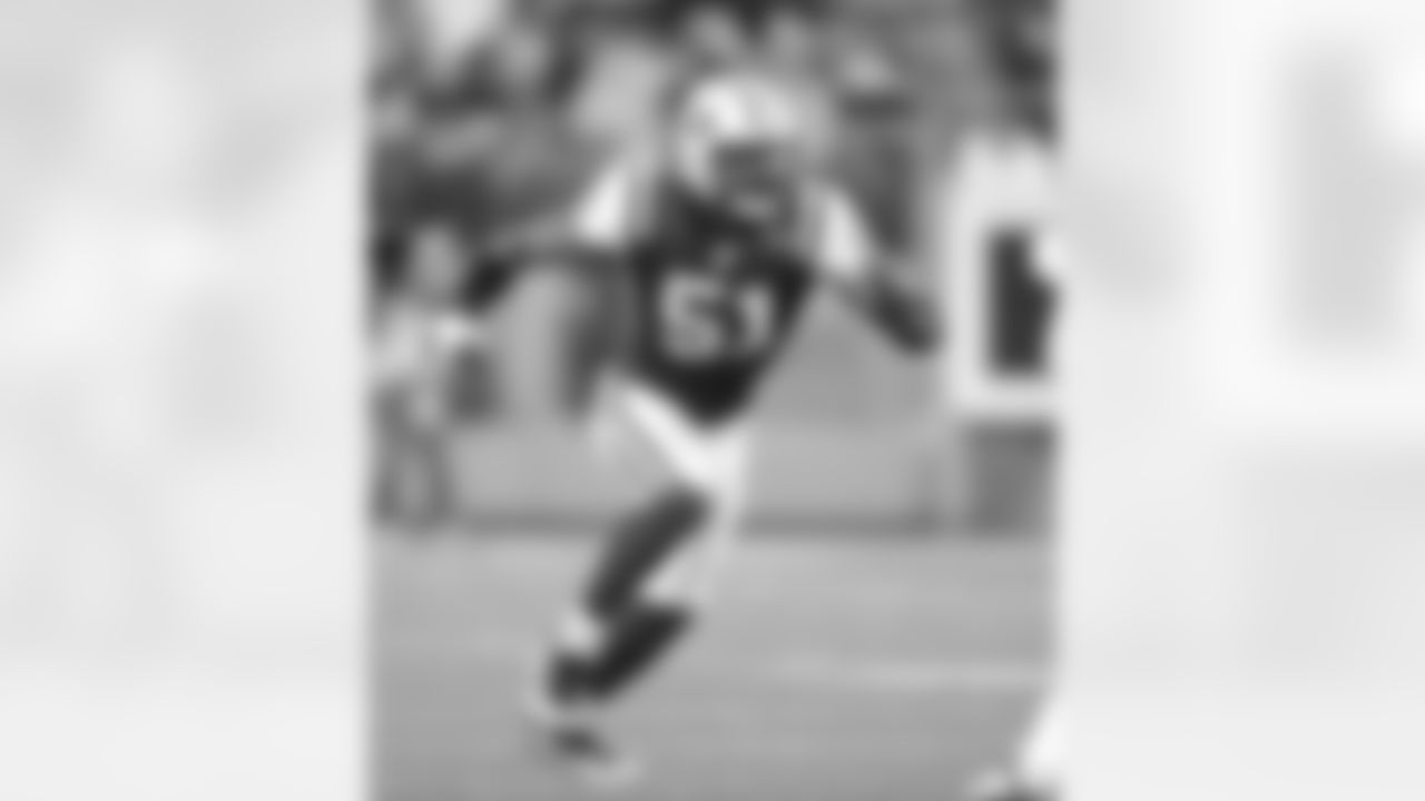 Aaron Maybin Photos